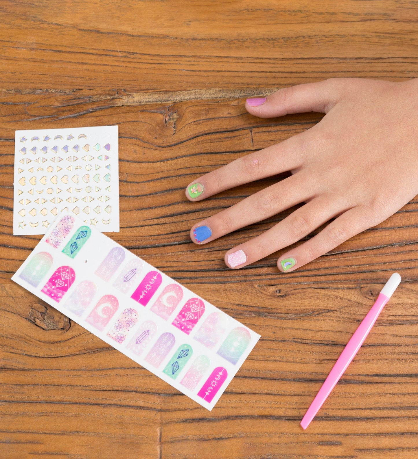 Deluxe Manicure Kit with Magic Nail Dryer