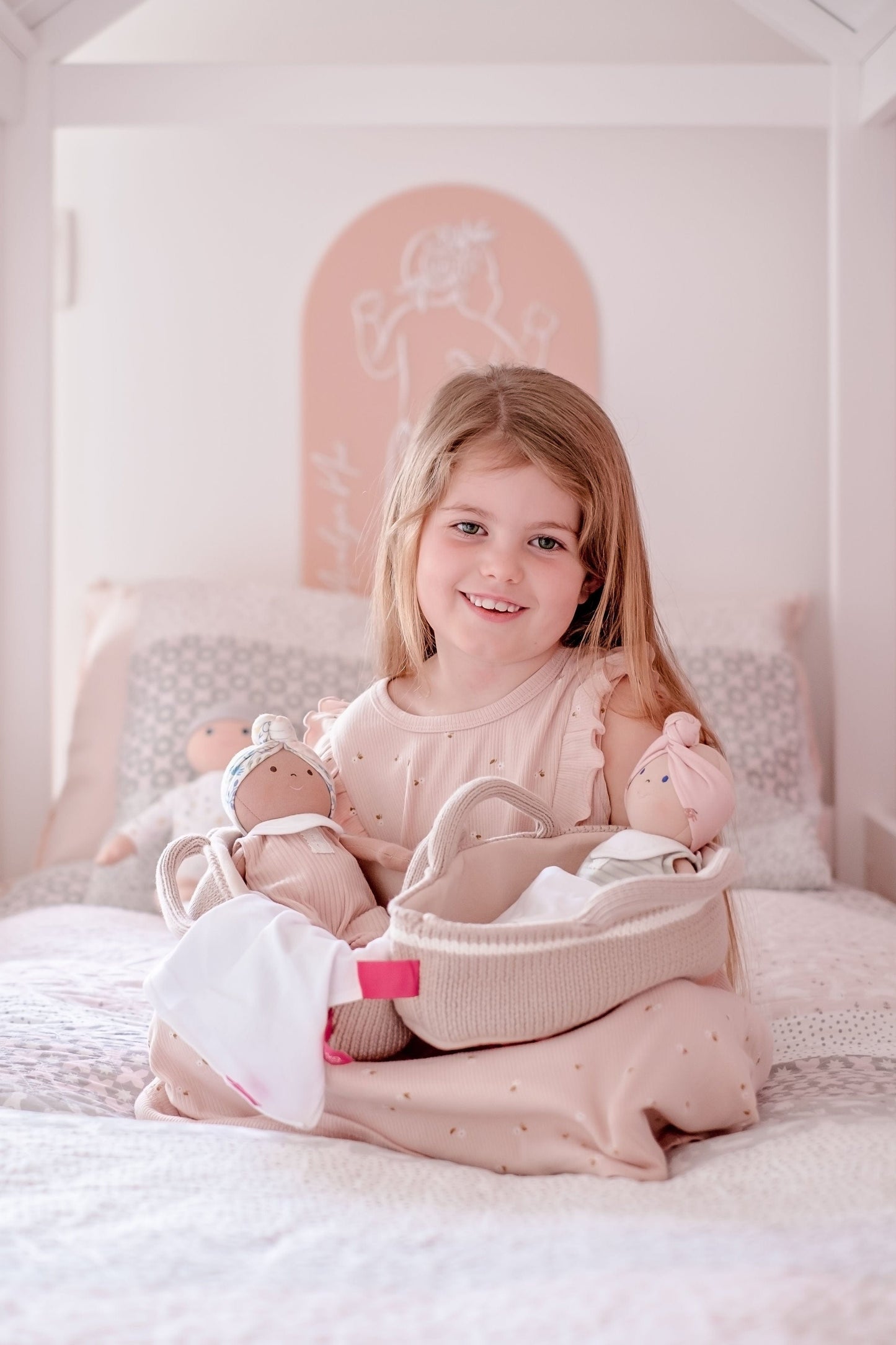Knitted Carry Cot With Remi Baby Light Skin, Soother & Blanket