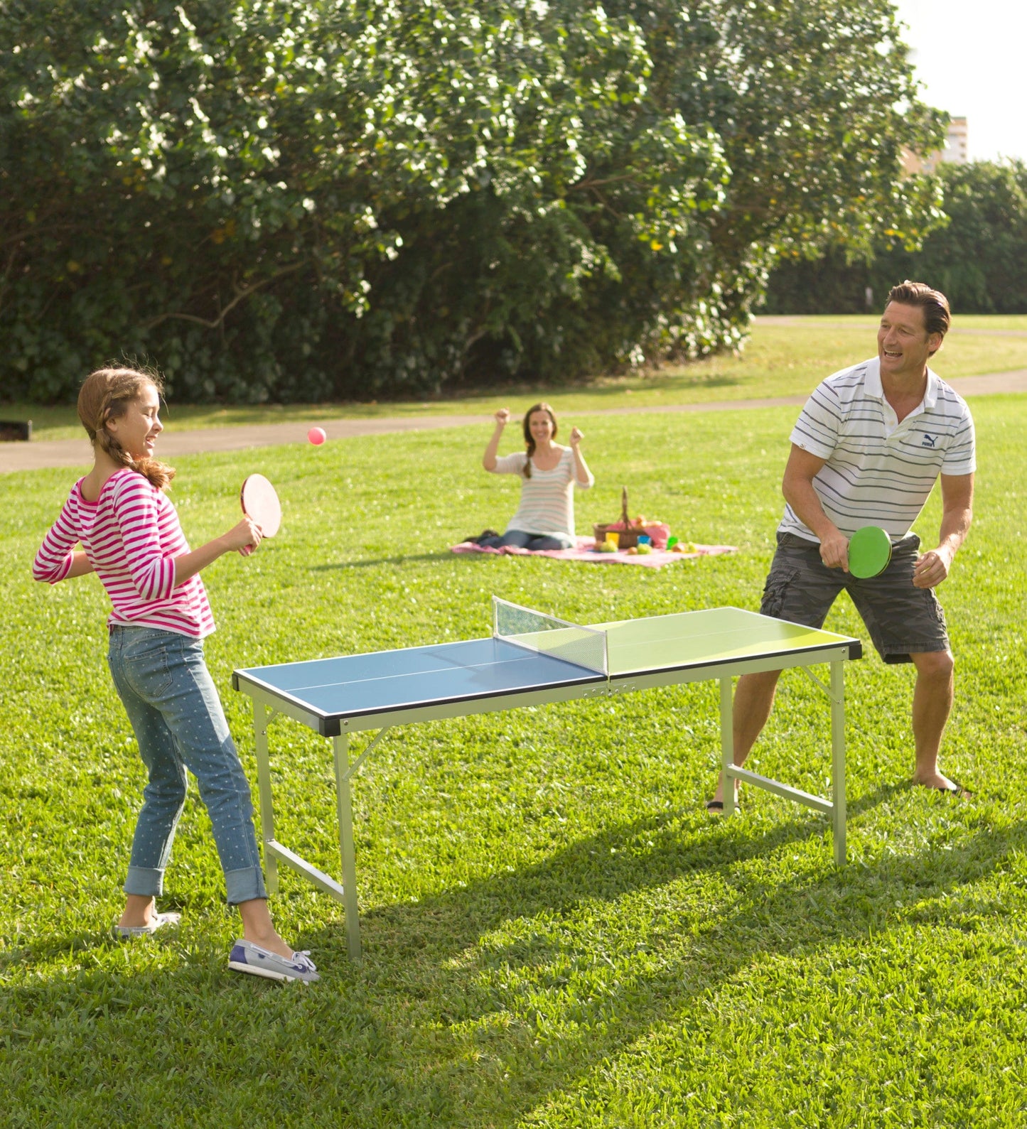 Pick-Up-and-Go Portable Table Tennis