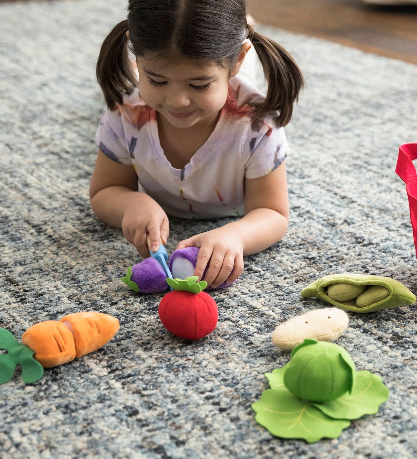 7-Piece Felt Fabric Pretend-Play Food Basket