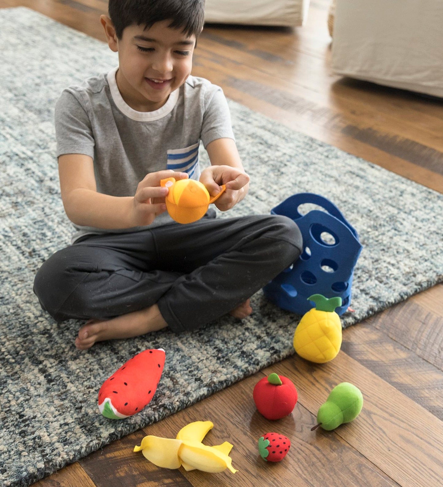 7-Piece Felt Fabric Pretend-Play Food Basket