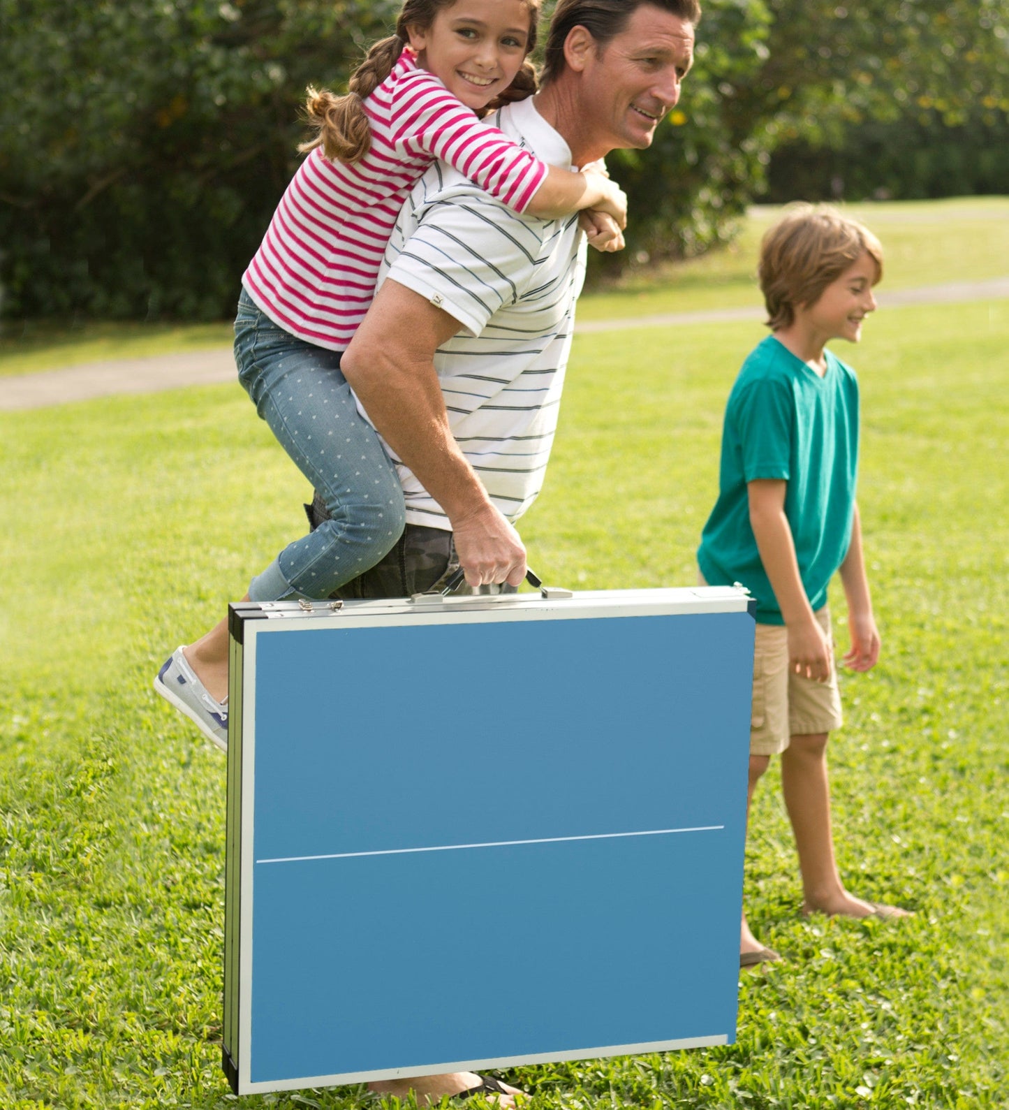 Pick-Up-and-Go Portable Table Tennis