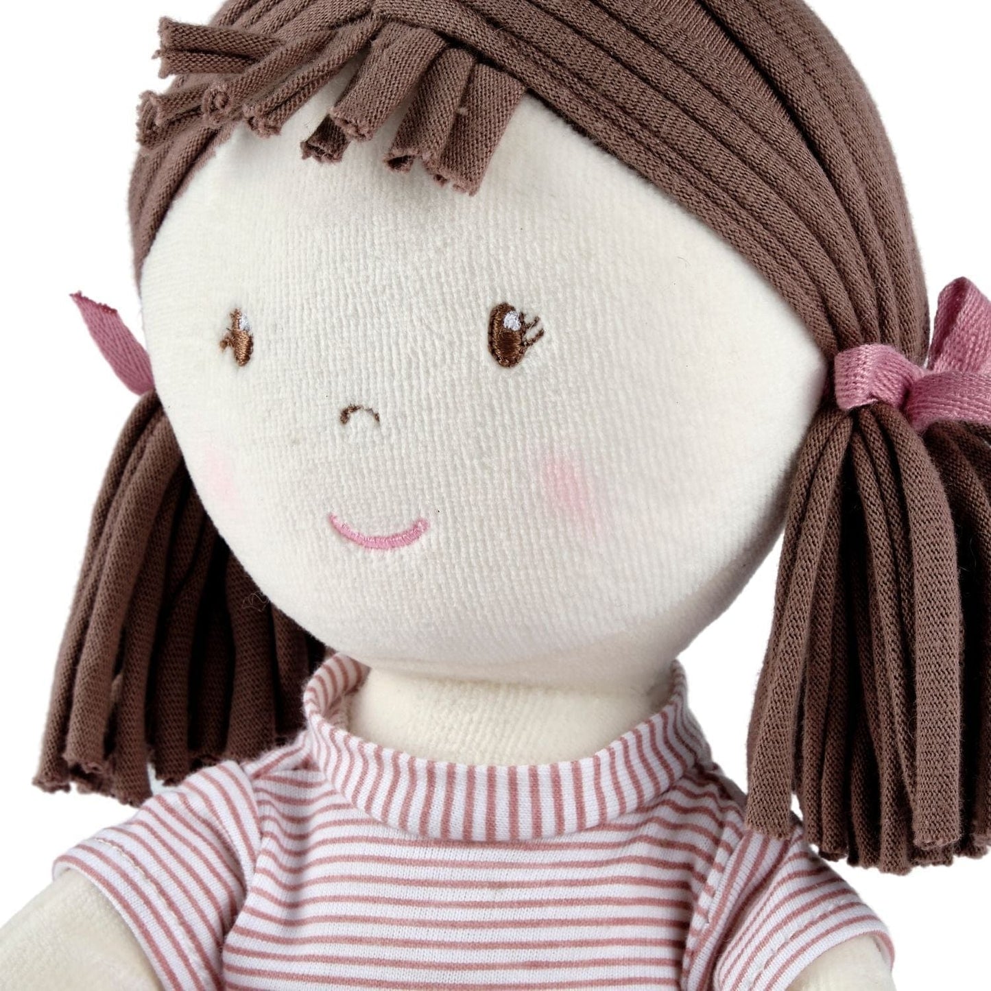 Brook Brown Hair With Pink Dress