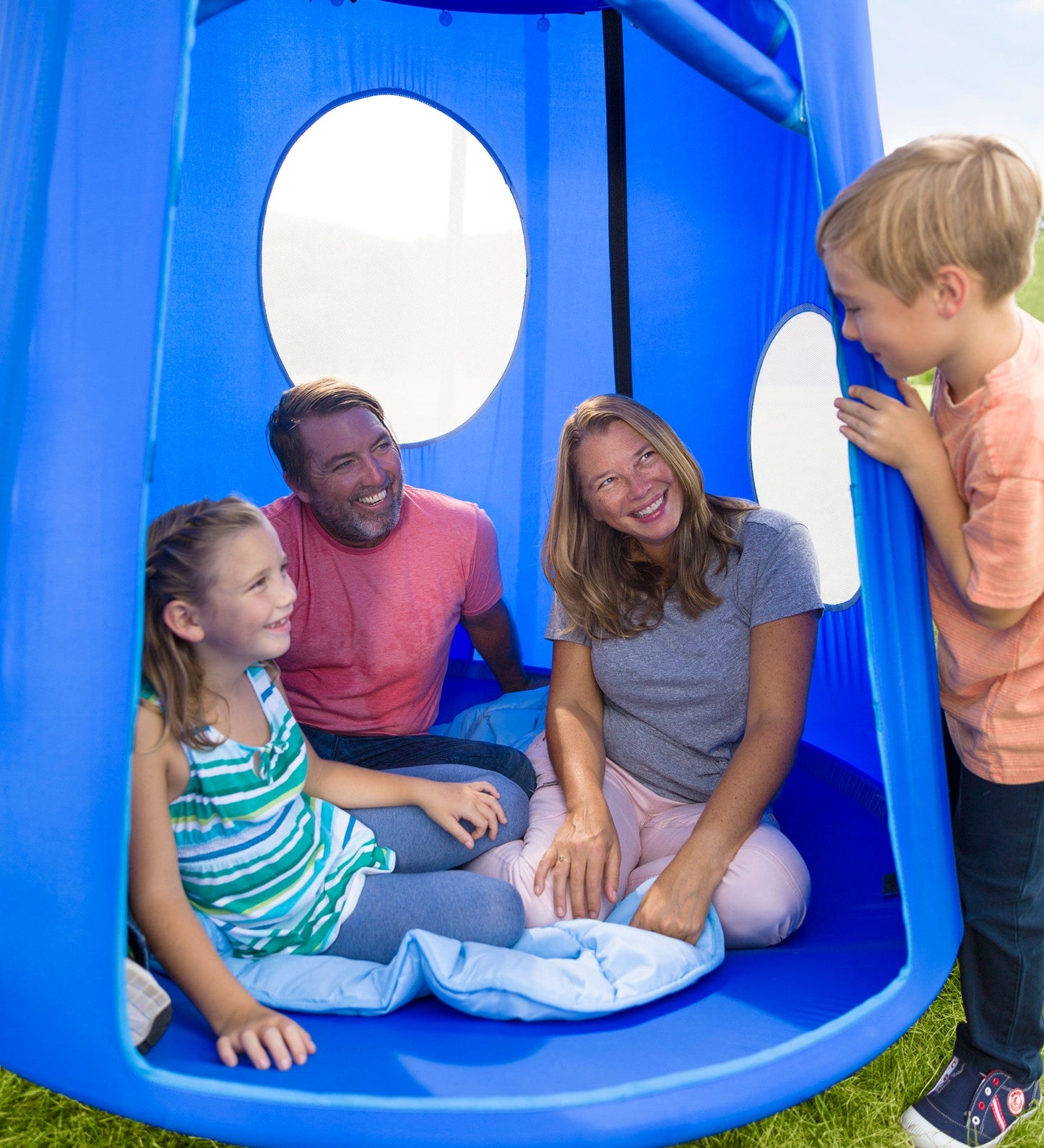 HugglePod HangOut Nylon Family Hanging Tent with Quilted Floor Mat and LED Lights