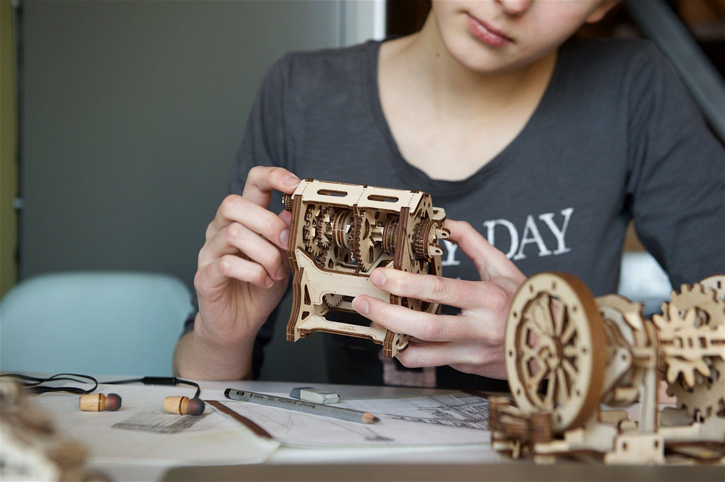 STEM LAB 120 Pcs Gearbox Model Kit