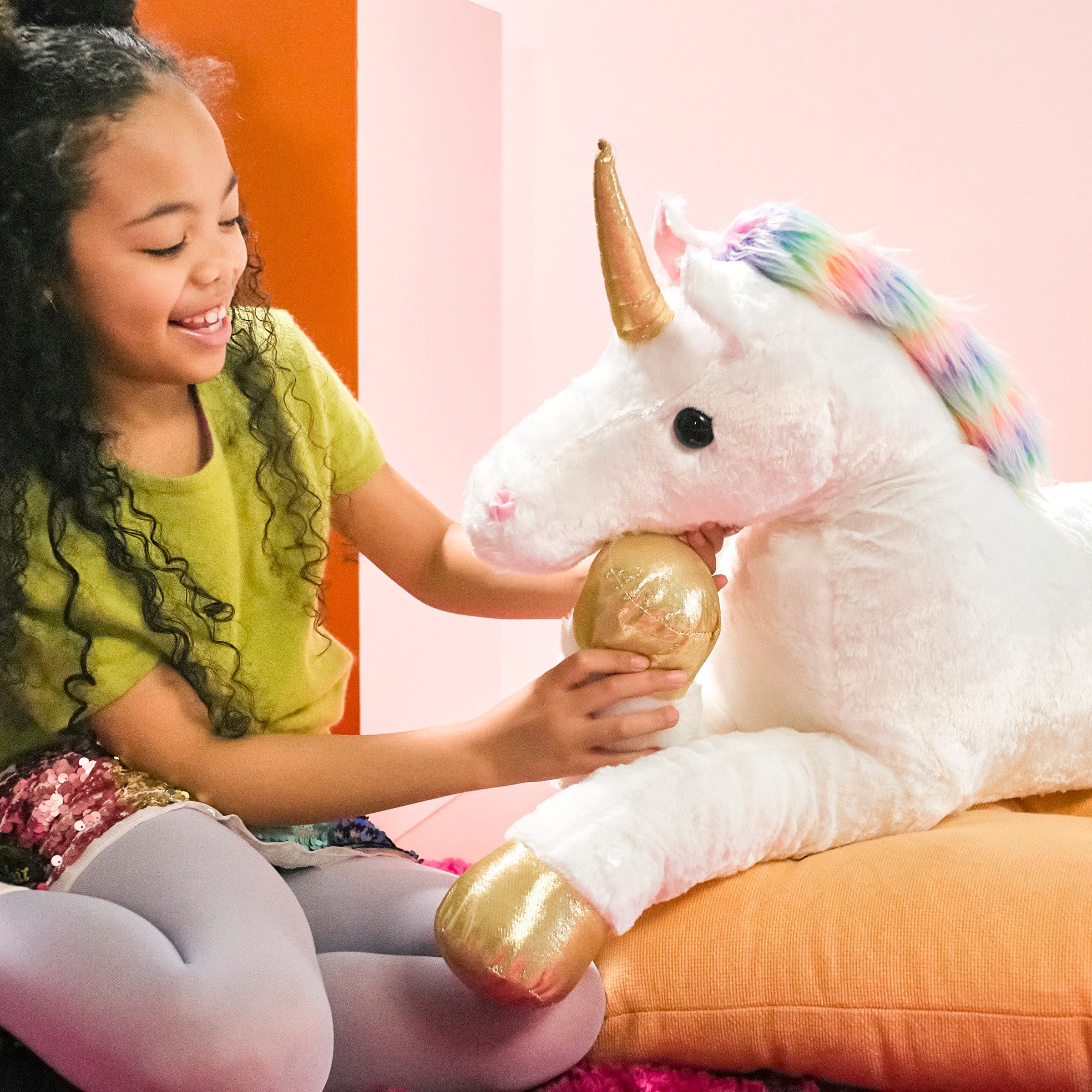 Razzle the Jumbo Plush Unicorn – Hearthsong