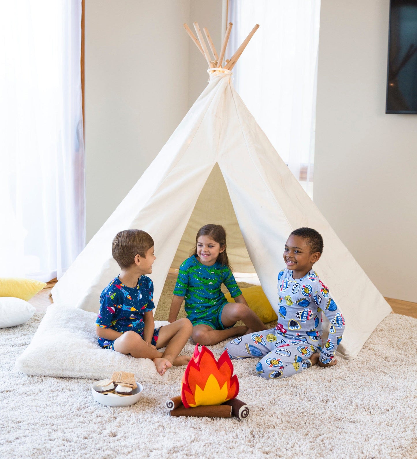 7-Foot Cotton Canvas Indoor and Outdoor Tent with Lights