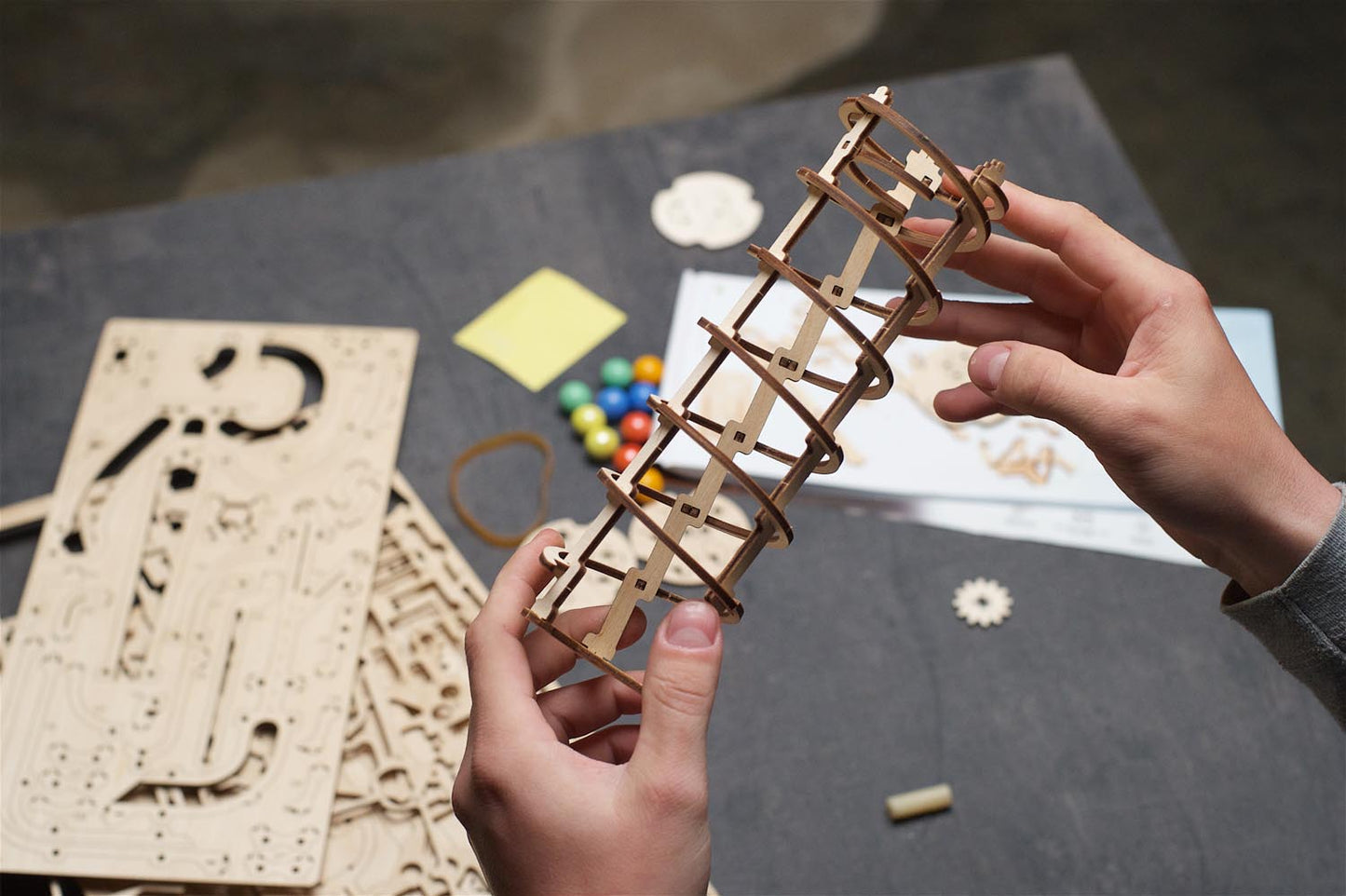 Marble Run Spiral Hoist - 4 Model Kit