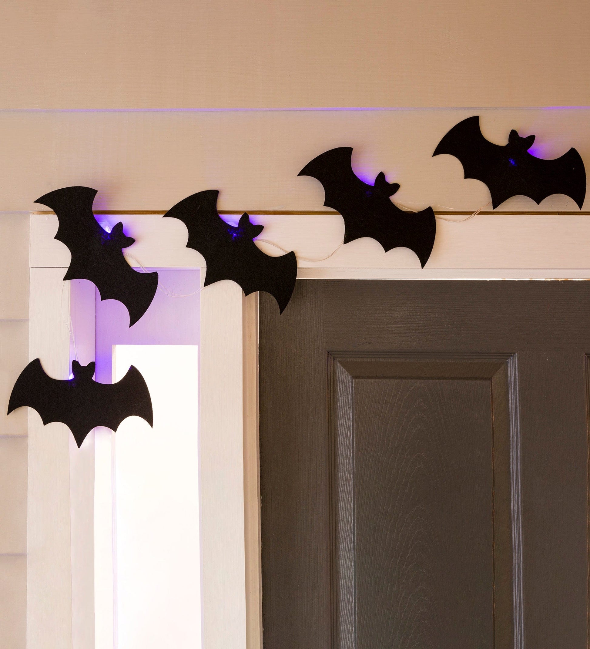 Light Up Bat Colony String Lights, Set of 2 Strands – HearthSong