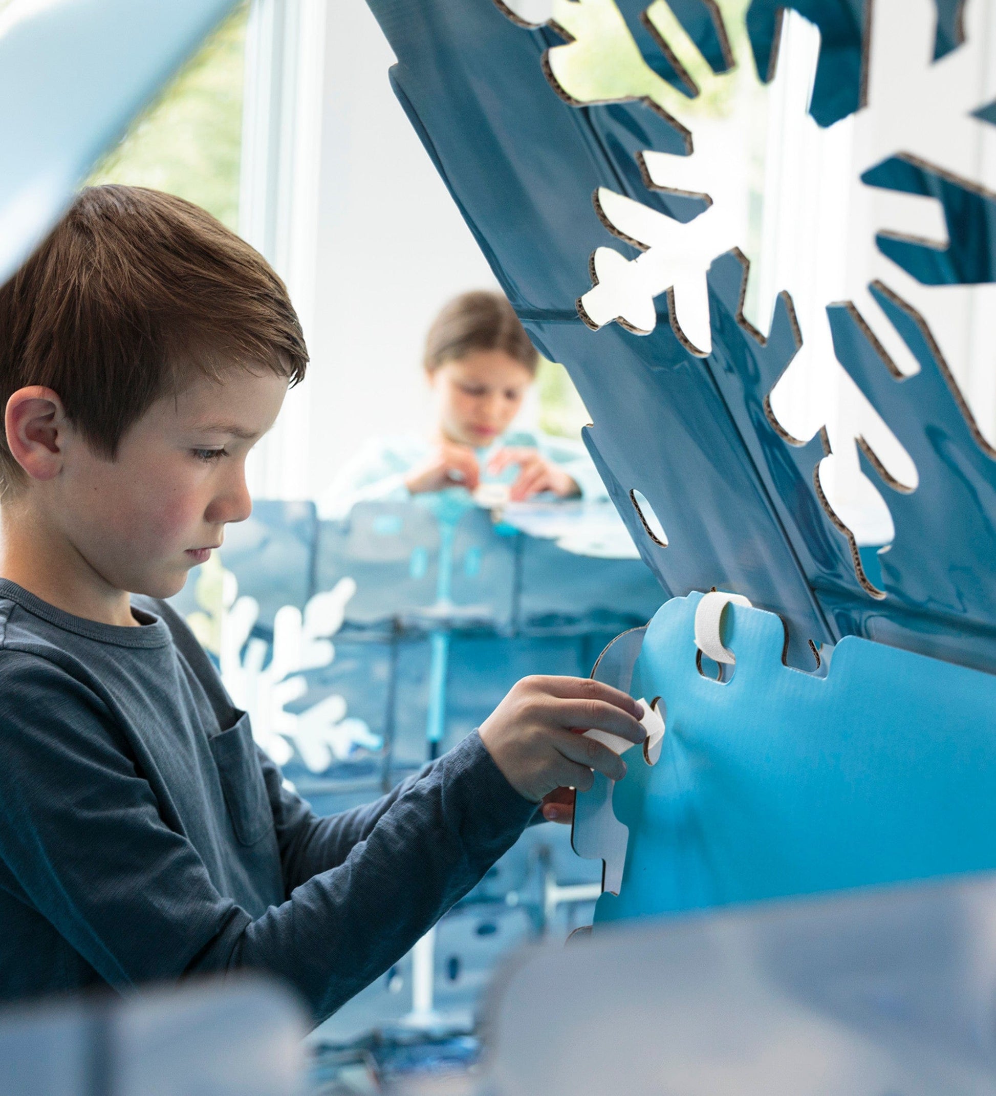 16-Panel Frozen Igloo Fantasy Forts Kit