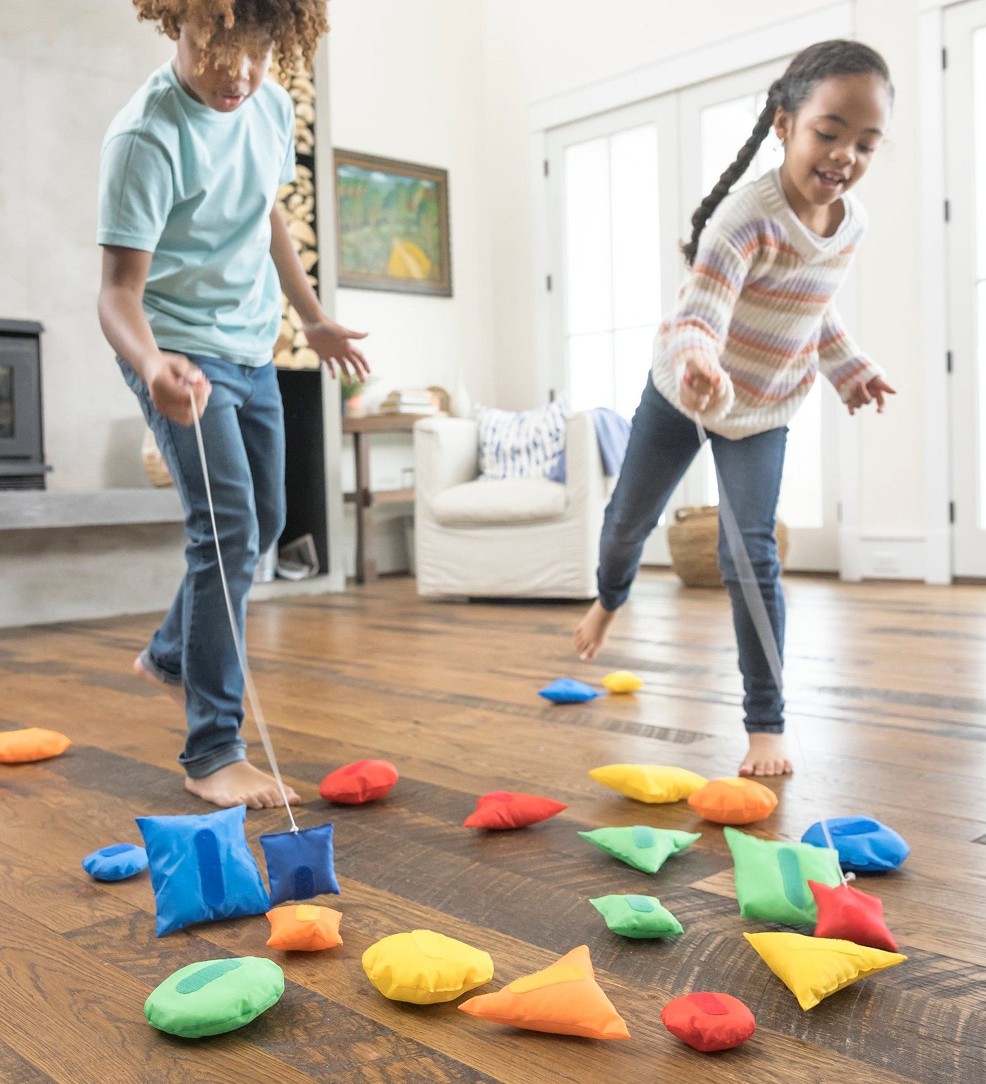 5 easy play tunnel games for toddlers