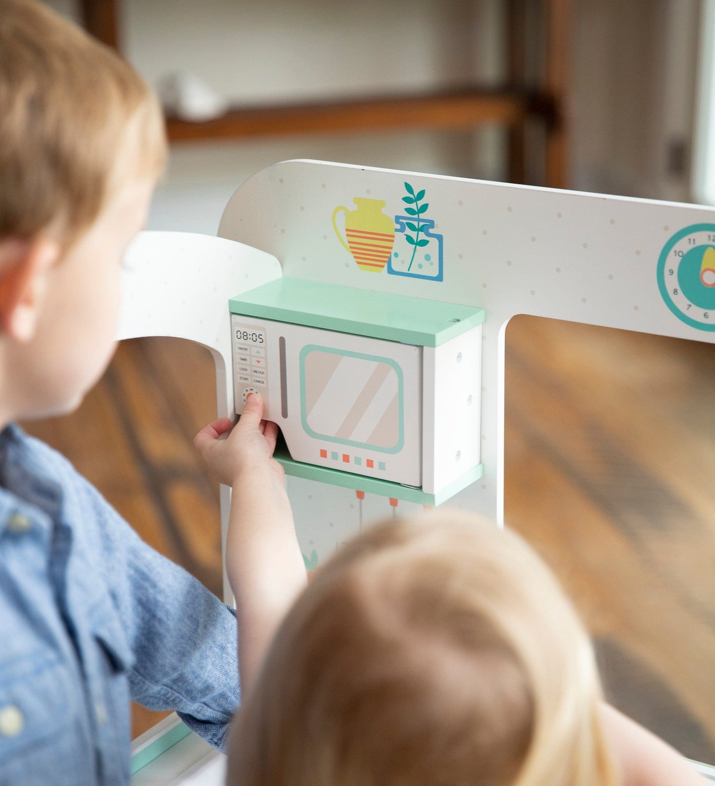 Orders Up Wooden Food Truck Kitchen with 12-Piece Wooden Culinary Play Set