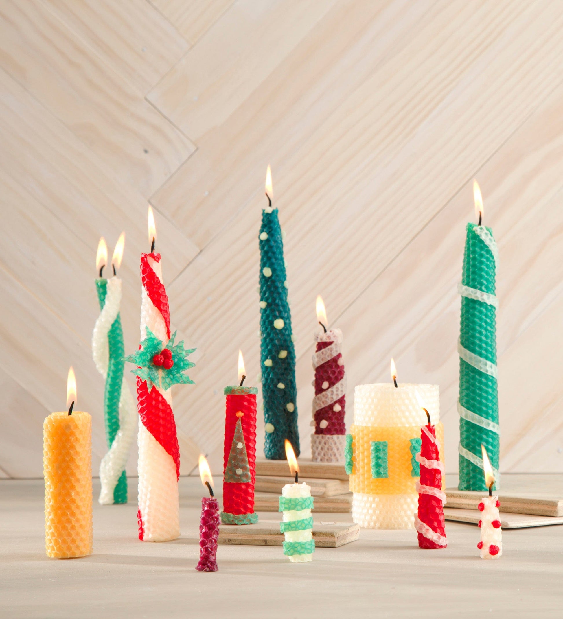 DIY Natural Beeswax Holiday Candle-Making Kit