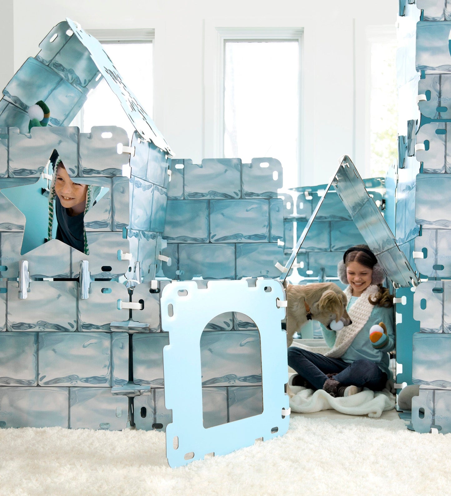 16-Panel Frozen Igloo Fantasy Forts Kit